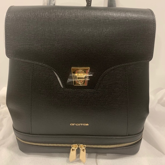 AUTHENTIC CROMIA  LEATHER BACKPACK - Picture 4 of 16